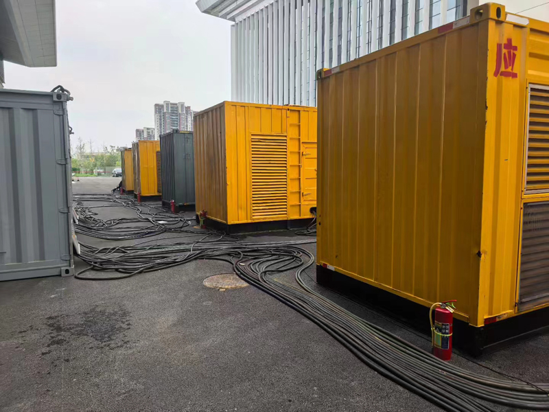 兰坪不同季节柴油发电机组保养有哪些注意事项?