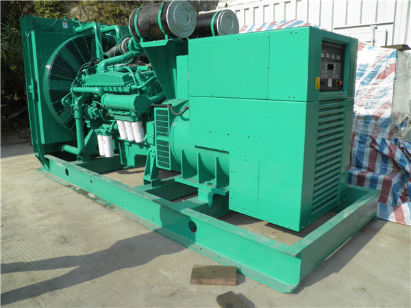 兰坪发电车出租-柴油发电机组在使用的过程中应该做好哪些防护工作