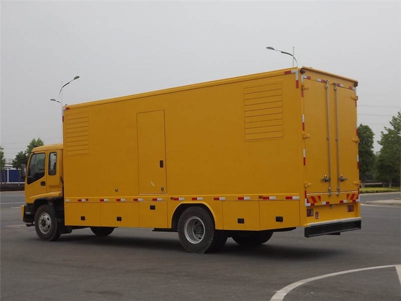 兰坪发电车出租- 柴油发电机油箱怎么清洗