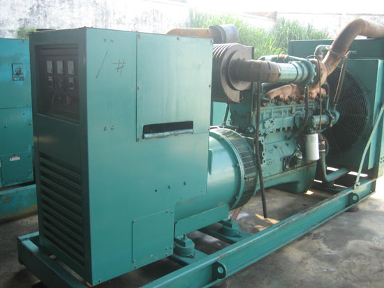 兰坪租赁发电机- 发电机碳刷磨损的原因是什么