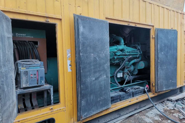 兰坪发电机组夏季保养的注意事项有哪些？