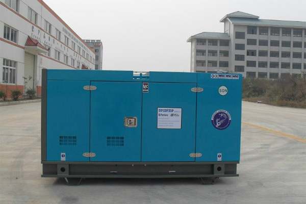 兰坪发电机租赁发电机组的换季保养注意事项